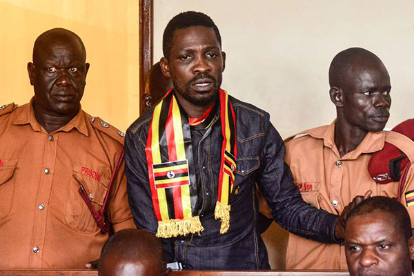 Bobi Wine azuiliwa kwenda nje ya nchi