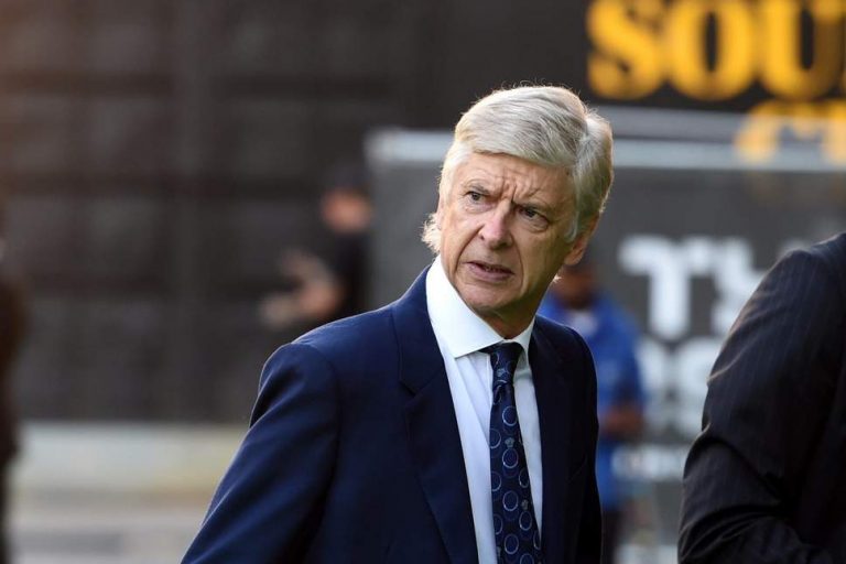 Wenger kurejea kibaruani Januari