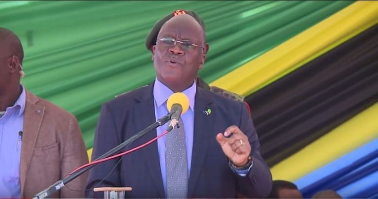 Kapteni  Mapunda apewa milioni 10 na Rais Magufuli