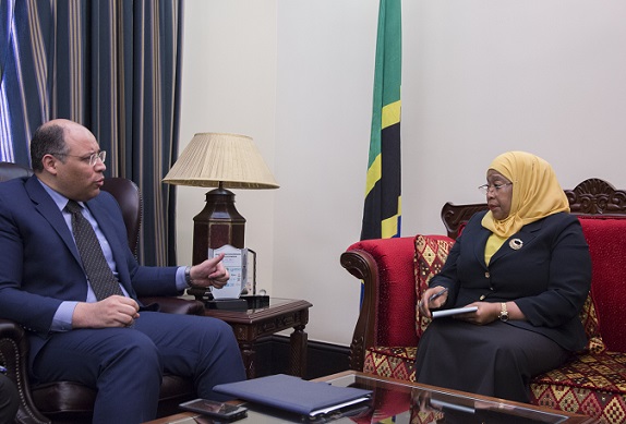 Makamu wa Rais ateta na Mabalozi