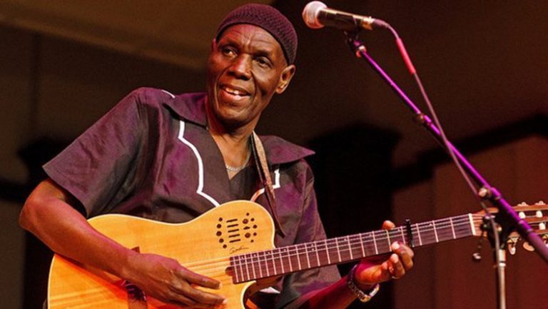 Mwanamuziki Mtukudzi afariki dunia