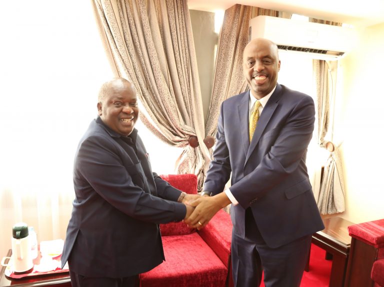 Balozi wa Rwanda Amuaga Spika Ndugai