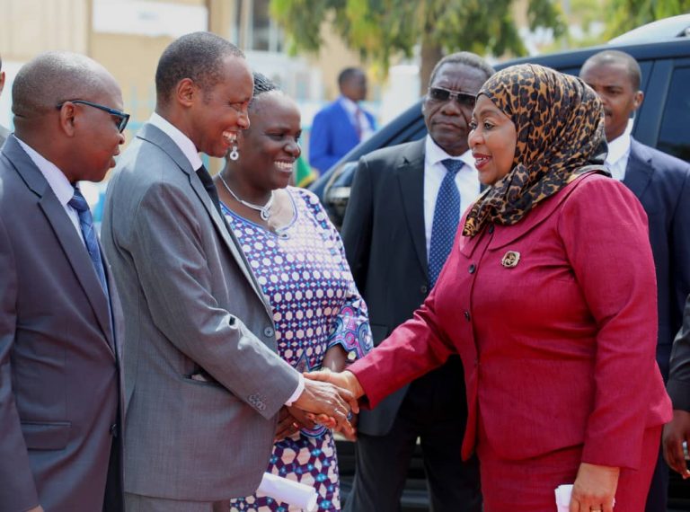 OUT yatakiwa kuwaandaa Wahitimu kushiriki uchumi wa Viwanda