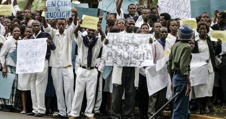 Madaktari waliofukuzwa kazi Zimbabwe kurejea kazini