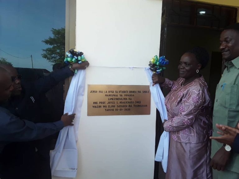 Waziri Ndalichako: Wazazi pelekeni watoto shule