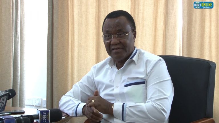 Waziri Lukuvi akabidhi eneo la Kigamboni