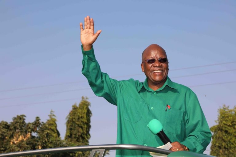 Dkt. Magufuli aahidi kumaliza kero za wananchi wa Shinyanga