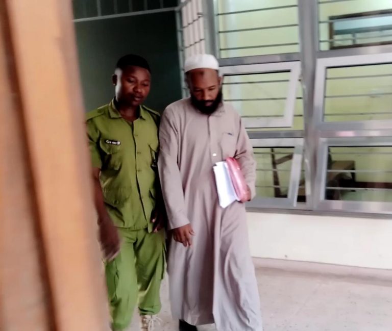 Kizimbani kwa kusafirisha Binadamu