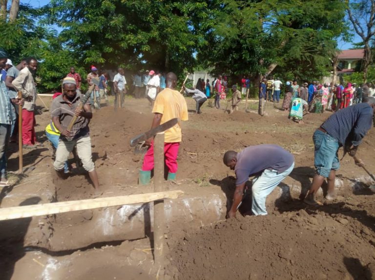 Wazazi wajitolea kujenga sekondari ya kijiji