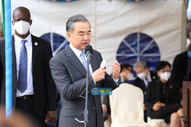 Waziri Wang Yi awahakikishia Wavuvi soko la uhakika la samaki