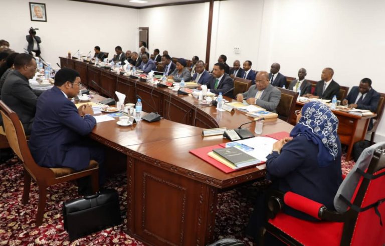 Makamu wa Rais aongoza kikao cha Baraza la Mawaziri Chamwino