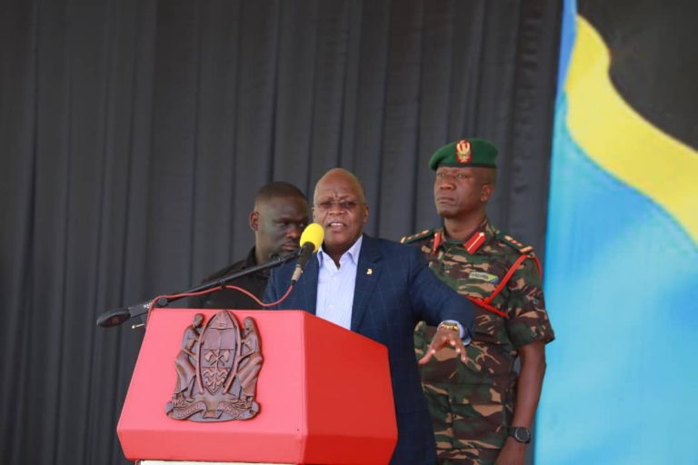 Rais Magufuli amsamehe Mkurugenzi Kahama