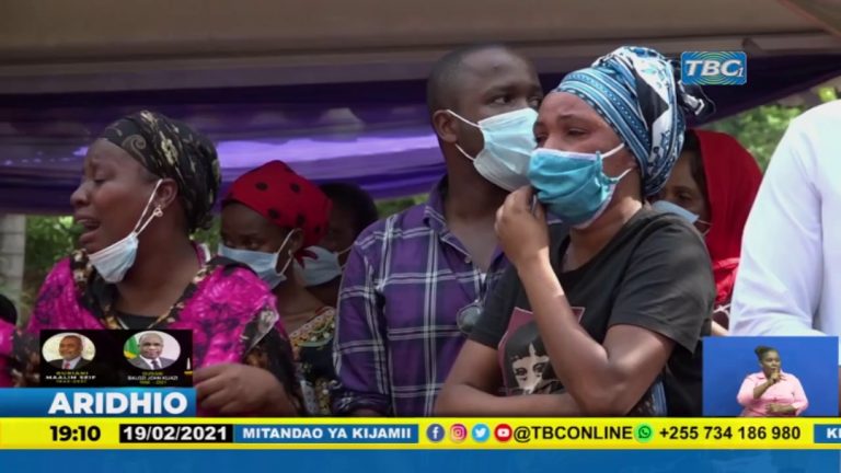 Simanzi mwili wa Balozi Kijazi ukiwasili Korogwe