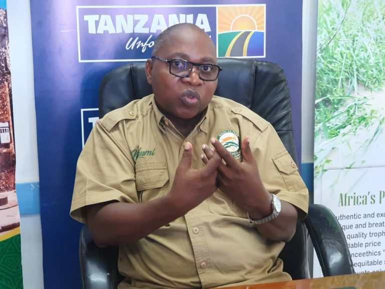 Wakamatwa kwa kusafirisha vinyonga na nyoka nje ya nchi