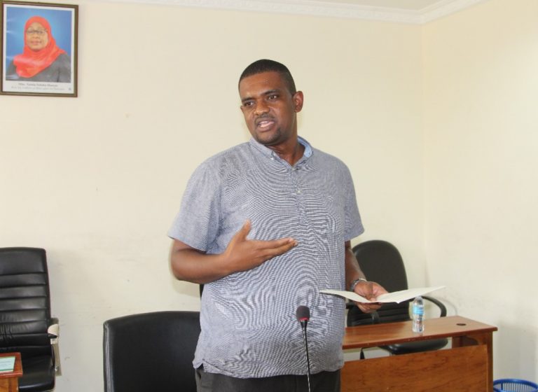 Watumishi 4,000 warejeshwa kazini