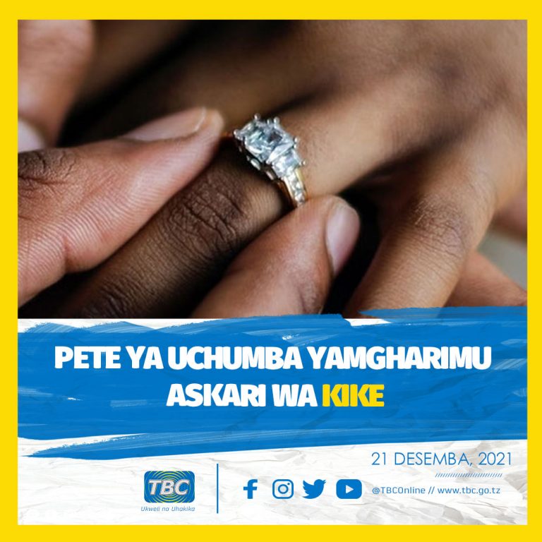 Askari mmoja wa kike wa jeshi la Nigeria amekamatwa kwa madai ya kukubali ombi kuolewa akiwa kazini.