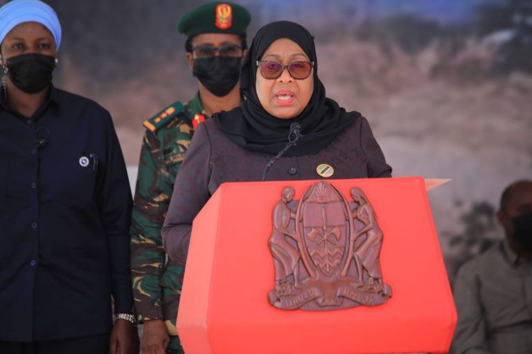 Rais akemea wanaoharibu miundombinu