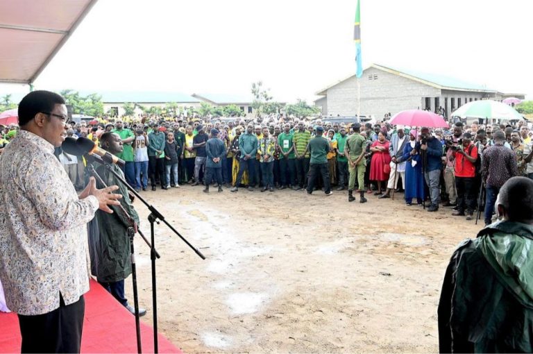 Waziri Mkuu : Tumieni fedha za ndani kutekeleza miradi