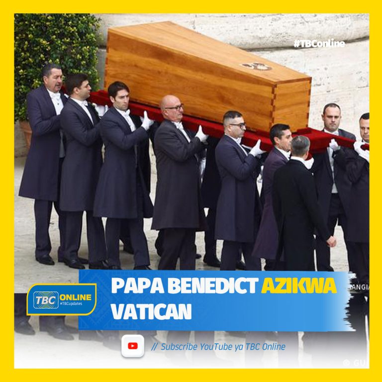 Papa Benedict azikwa Vatican