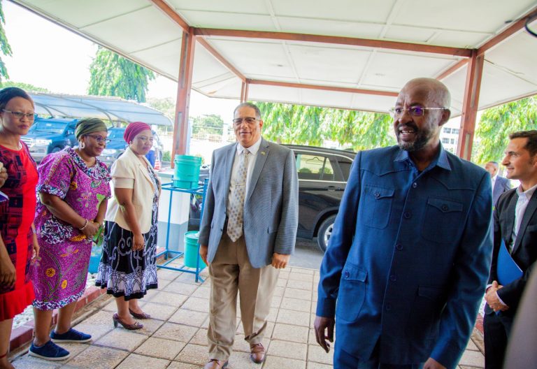 Balozi wa Marekani atembelea TBC