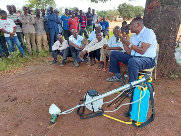 Wasio na mashamba warejeshe viuatilifu